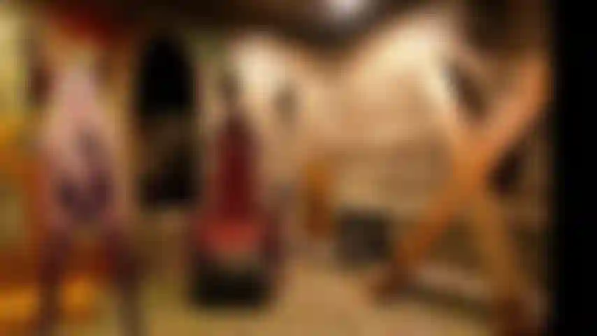 Implore por mim, goze por mim! Xx.