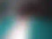 Baldbabey no chuveiro depois de fazer a barba.