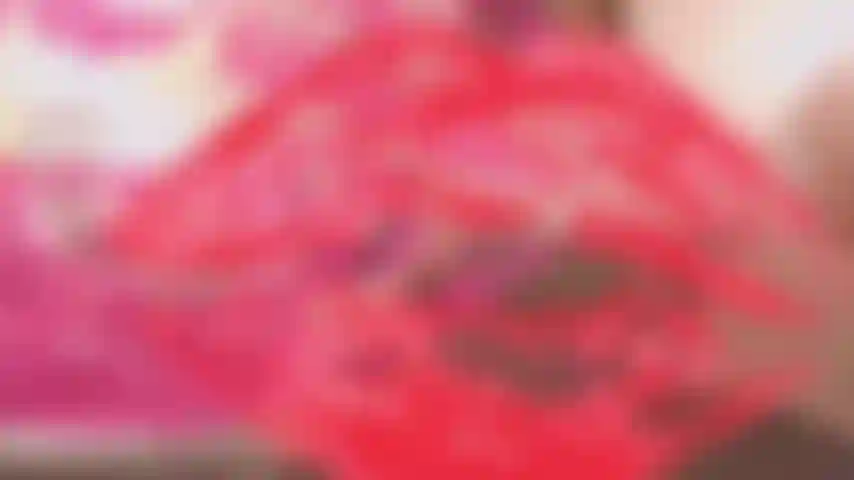 Joi: trai com uma domme.