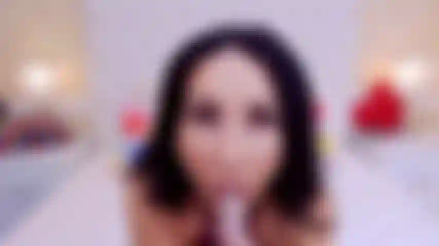 Morena peituda te deixando louco.