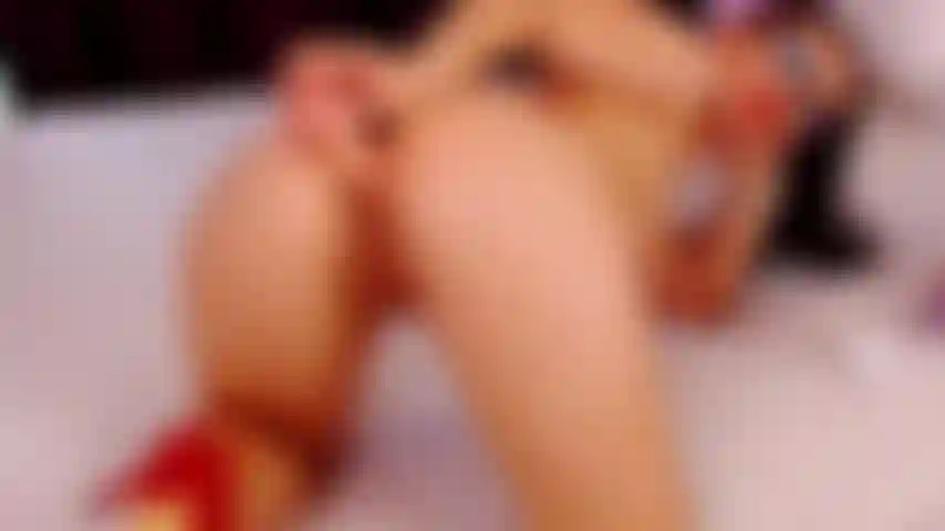 Essa sacanagem adora anal! Conversa suja e diversão anal com a bella!