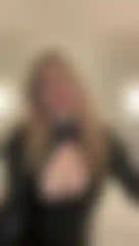 Dominatrix Bella needs some entertaining, and you are the lucky boy 😈 You're under her spell and hope you've been good enough for her to let you cum. Will she? Can you handle her? Let's see