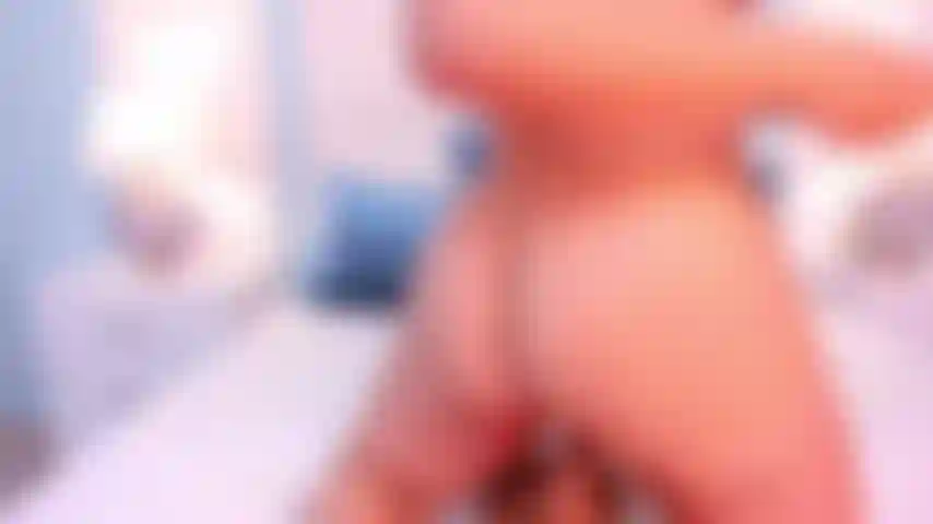 Montando essa brincadeira pensando que é seu pau.