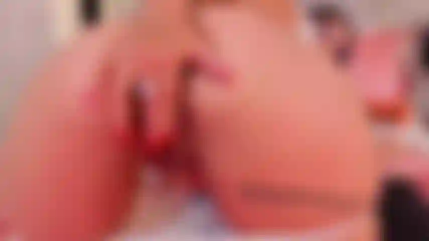 Você não imagina o quanto gosto de me dar prazer pensando em você.