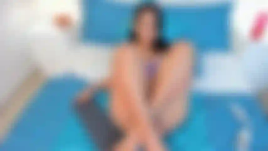 Aproveite como dou calor e carinho na minha bucetinha.