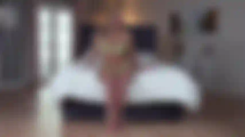 Sexy bedroom joi usando meu vibrador