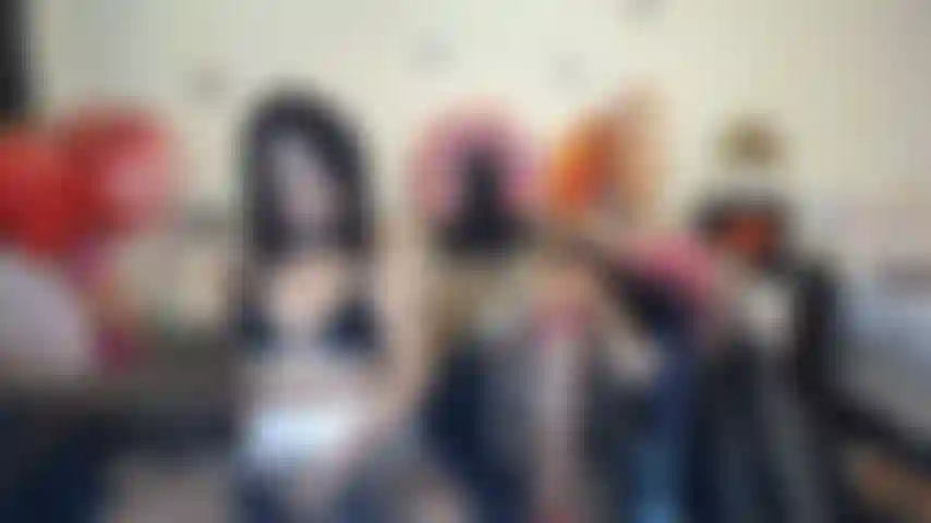 Sua empregada malvada.