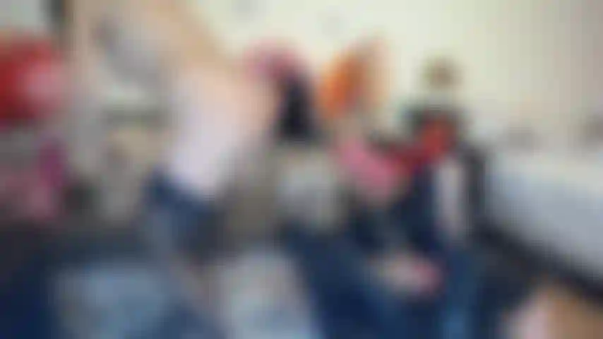 Profunda com um grande consolo diferente.