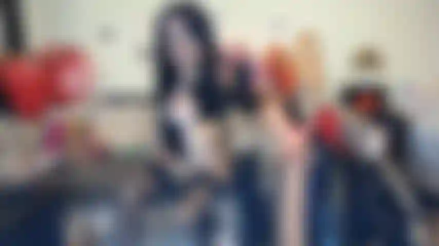 Adoro meninos maus, você ama meninas más.