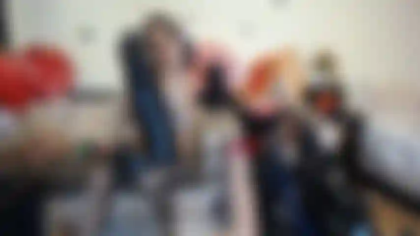 Michael, o maior vibrador do mundo na bunda!