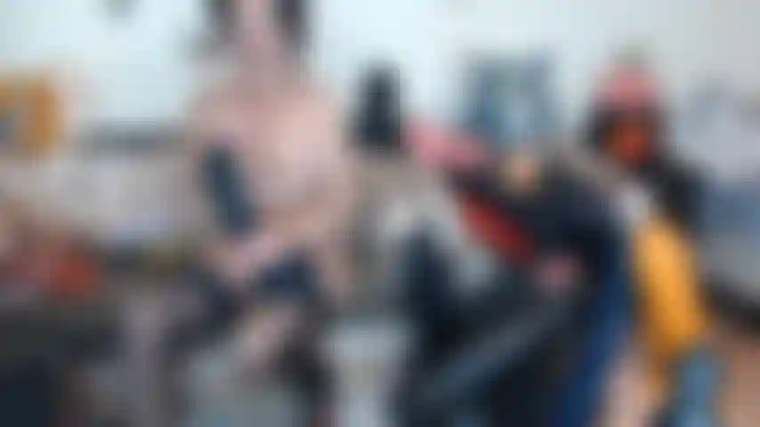 Quantos? 10 Ou 11 tomates estão na minha bunda?