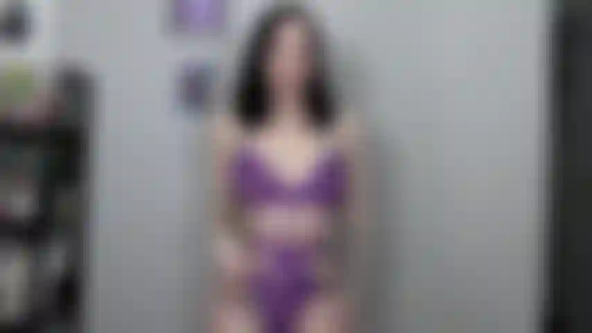 Desafio de calcinha no trabalho.