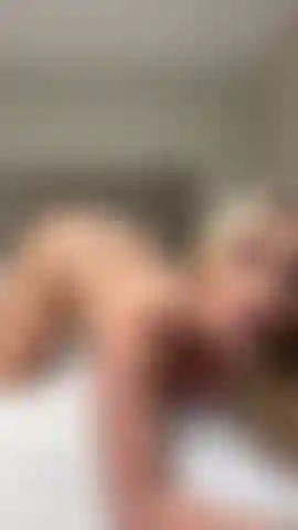 Thick jiggly ass and big juicy tits to match, come and hear me moan for more