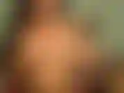 Desde que sou a ganhadora do pão e tenho o pau maior. É justo que eu seja o homem na relação. Você pode ficar em casa cozinhar, limpar e lavar a roupa. Sua puta da relação. Me chame de papai.