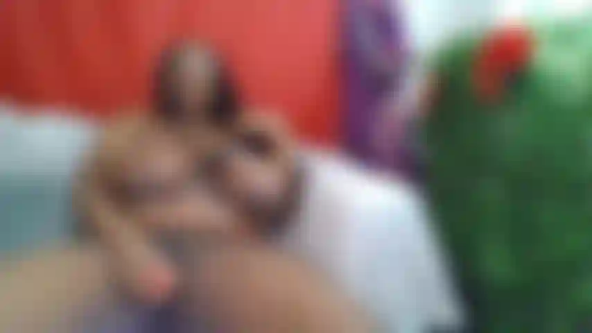 Brinque com essa bucetinha até te fazer gozar