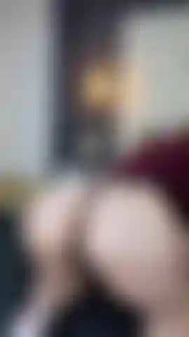 Aproveite minha bela bunda.