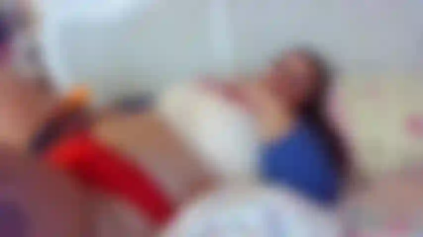 Brincando com meus brinquedos.