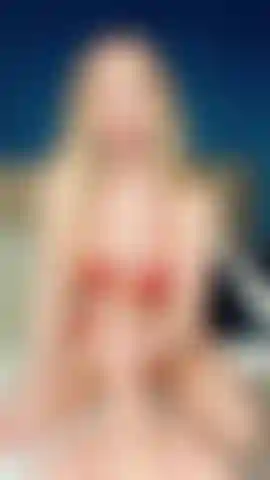 Lingerie coração montando em você.