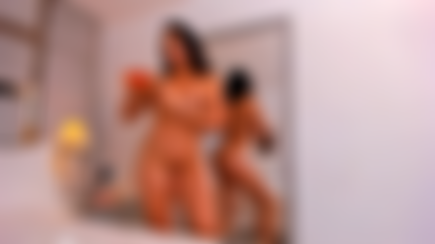 Ostentando e posando nua para um show de óleo!!