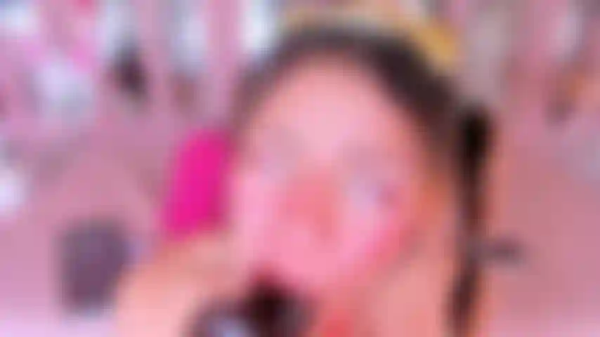 Adoro ter seu pau delicioso na garganta e engolir todo seu leite.