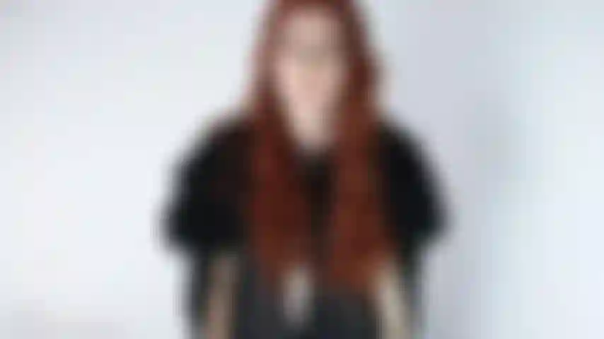 V517 sansa stark pega você espionando joi.