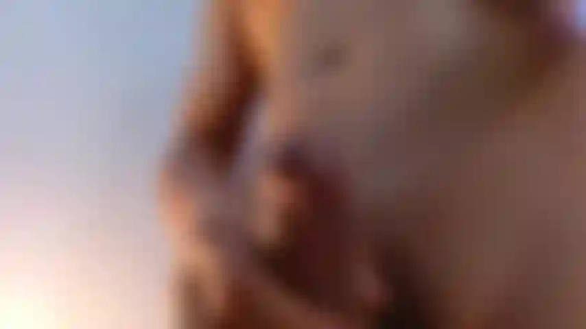 Chupe meu pau inteiro.