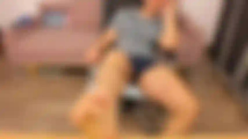 Você adora adorar meus pés descalços, não é?