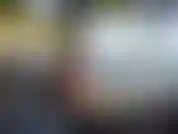 Verão de 2019 em uma praia rochosa na sombra, me lavando.