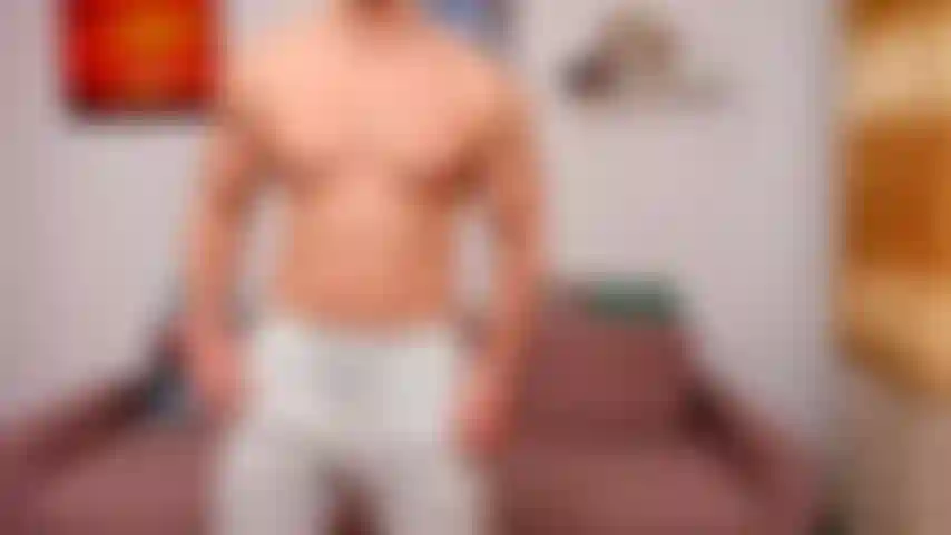 Dominação verbal, deixando esse cara fraco na presença dos meus pés, bojo e axilas.