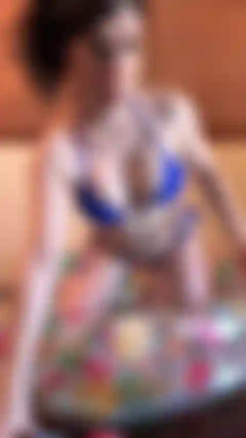 Tirando meu biquíni.