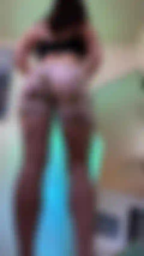 Deixe-me sentar no seu rosto.