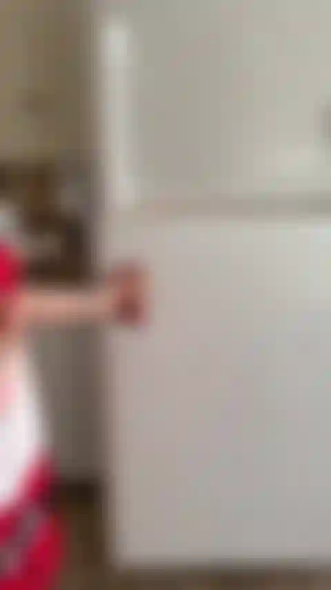 A alça da minha geladeira quebrou.