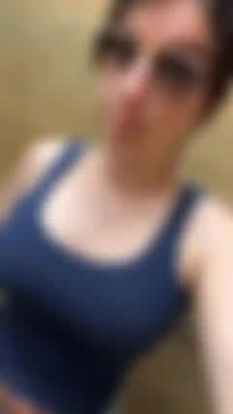 Mais diversão em banheiros públicos.