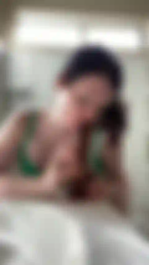 Acredite em mim quando digo, esse vídeo é quente.