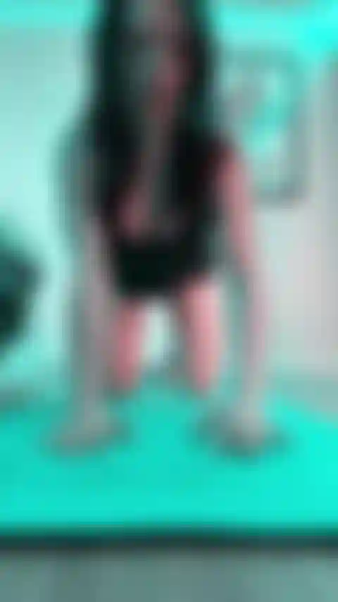 Yoga me deixa com tesão.