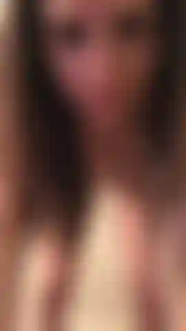 Só um pequeno clipe meu me fodendo contra a parede.