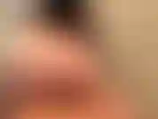 Clipe de brinquedo de menino de equitação.