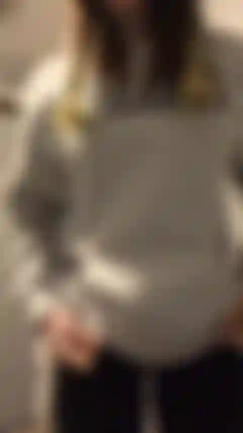 Às vezes uso camisa.