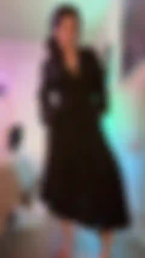 Experimentando o grande consolo preto, mais uma vez.