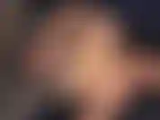 Veja-me ficar tão excitada que gozo e molho minhas calças de ioga.