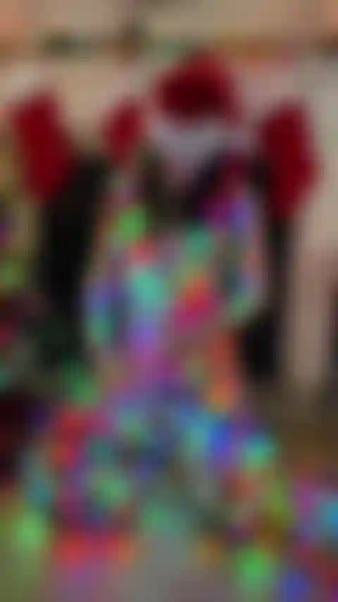 Apenas desembaraçando as luzes.