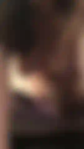 Dedilhando meu clipe de boceta molhada.