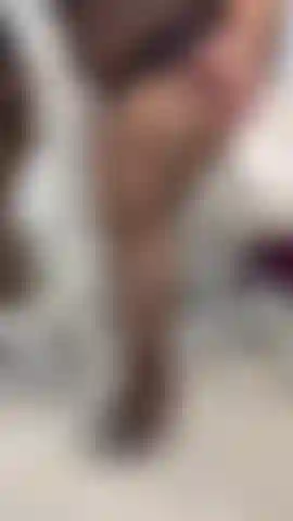 Gosto de sexo oral desleixado e de humor sacana.