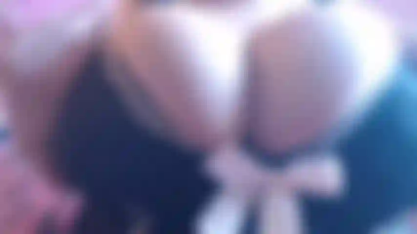 Joi provoca, fode com um enorme dildo e goza.