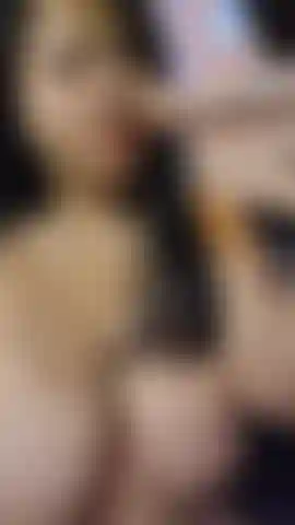 Chupando consolo e gozando na boca.