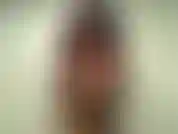 34 Peitos enormes e bunda redonda e apertada. Muitas visualizações de pov. Eu chego mais perto com meus peitos pendurados na sua cara e exijo que você goze neles! Eu aperto e acaricio meus peitos nus na sua cara.