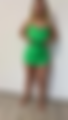 Despindo-me lentamente para você, tocando-me.