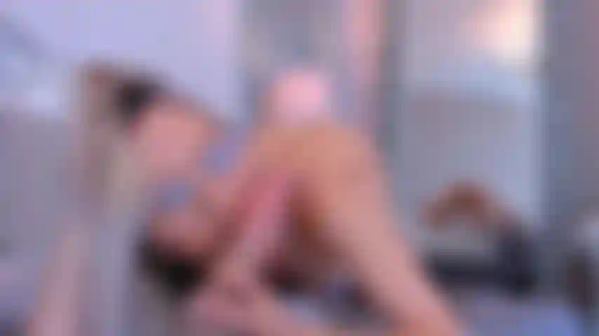 Chupando você de forma desleixada e apaixonada!!