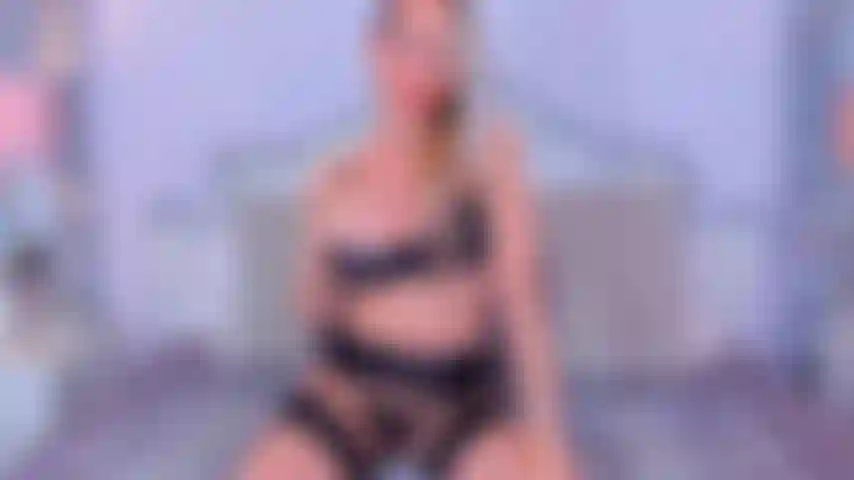 Tira sexy e bucetinha foda!