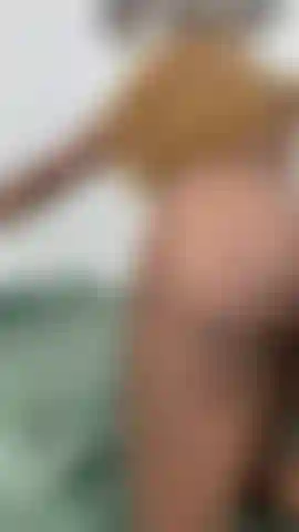 Cachorrinho saltitante.